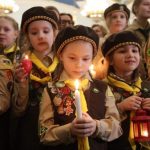 Expresa el Papa su tristeza por los niños en la guerra; pide alto al fuego